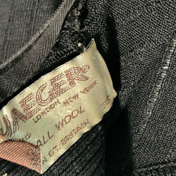 JAEGER BLACK ROLL NECK LONG SLEEVE JUMPER SWEATER RIBBED  WOOL - MEDIUM 38 - Picture 3 of 4